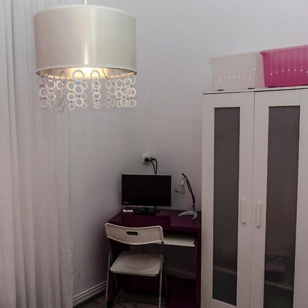Pension Blanca B&B Леон Екстериор снимка